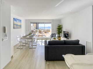 Apartamento Roses Características 17