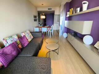 Apartment Roses  2