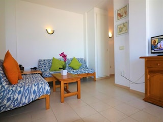 Apartment Roses Features 22
