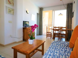 Apartment Roses Features 14