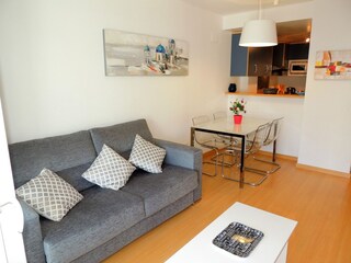 Apartment Roses Features 15
