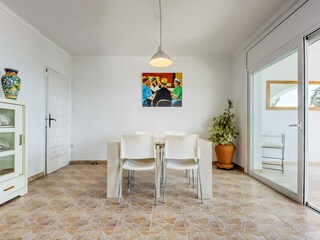 Apartamento Roses Características 16