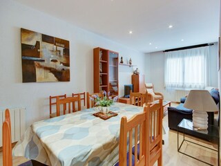 Apartamento Roses Características 18