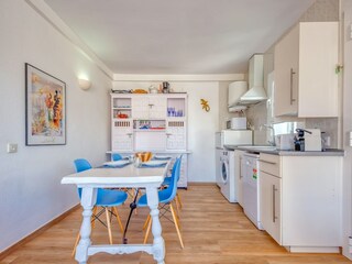 Apartamento Roses Características 19
