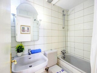 Apartamento Roses Características 14