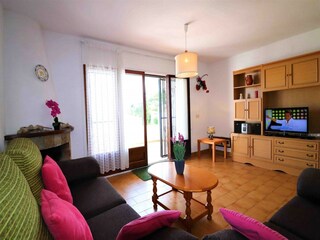 Apartment Roses Features 17