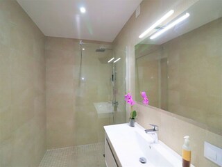 Apartamento Roses Características 23