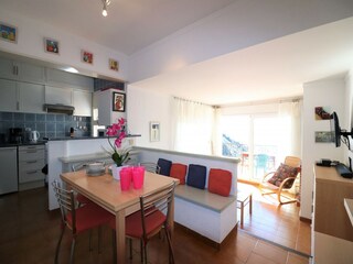 Apartamento Roses Características 19