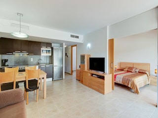 Apartamento Roses Características 17