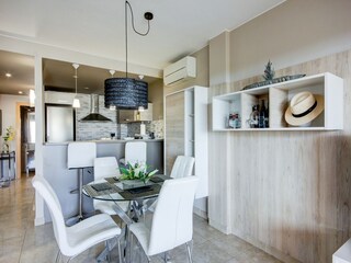 Apartamento Palau-Saverdera Características 10