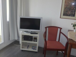 Grosser Flachbild-TV