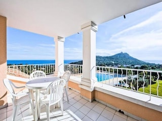 Apartment Le Dramont  14
