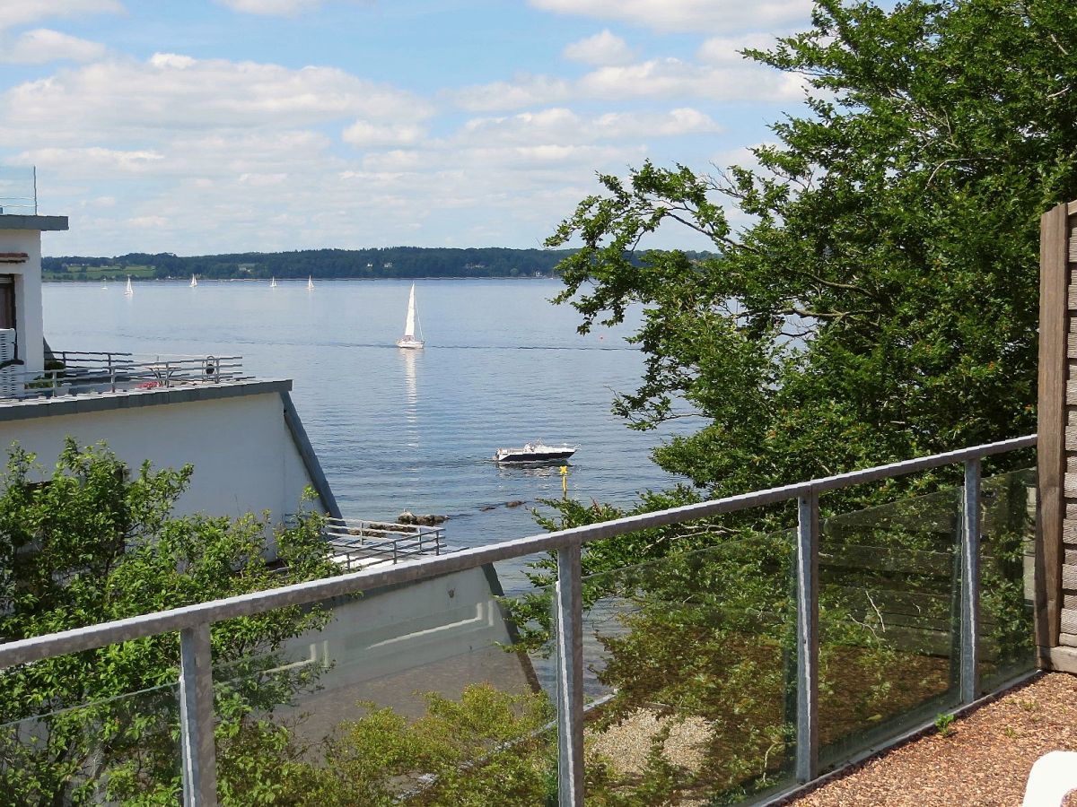 Südbalkon mit seitl.Blick über die Ostsee nach Dänemark