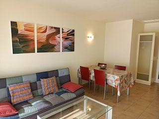 Apartment L'Escala Features 8