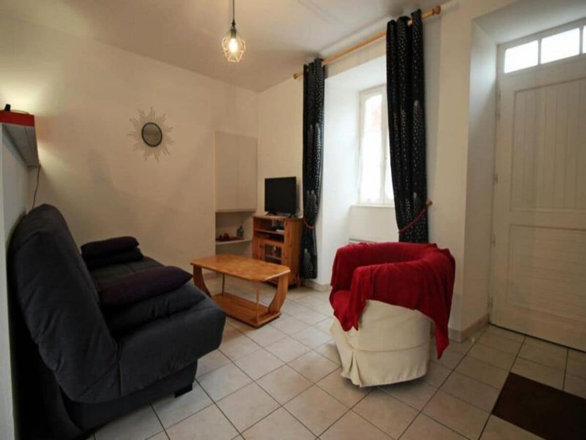 Apartment Le Dorat  1