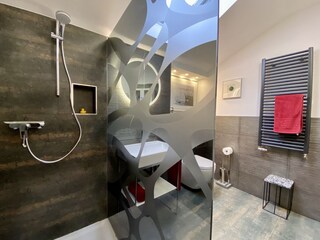 walk-in-shower