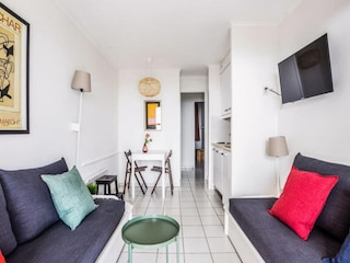 Apartment Le Dramont  9