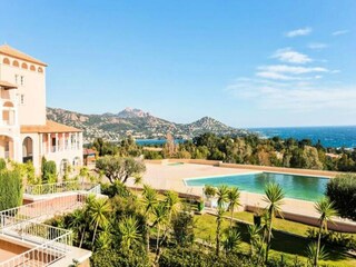 Apartment Le Dramont  19