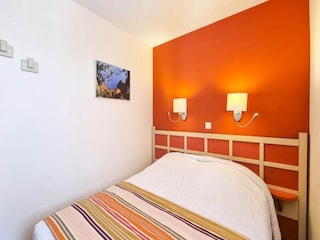 Apartment Le Dramont  16
