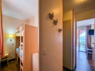 Apartment Le Dramont  28