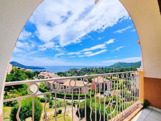 Apartment Le Dramont  13