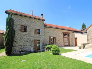 Apartment La Jonchère-Saint-Maurice  68