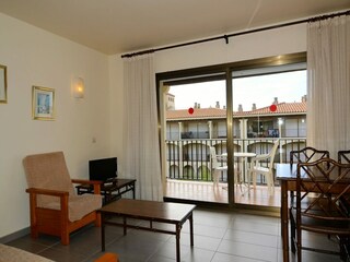 Apartment L'Estartit Features 19