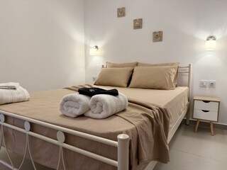 Bed room