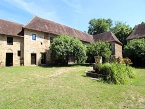 Apartment Gîte de France 9 people - Saint-Germain-les-Belles - image1