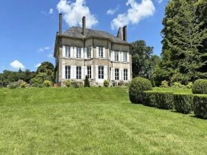 Apartment Gîte de France Das kleine Schloss - Saint-Germain-les-Belles - image1