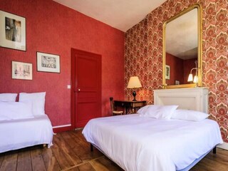 Apartment Saint-Germain-les-Belles  70
