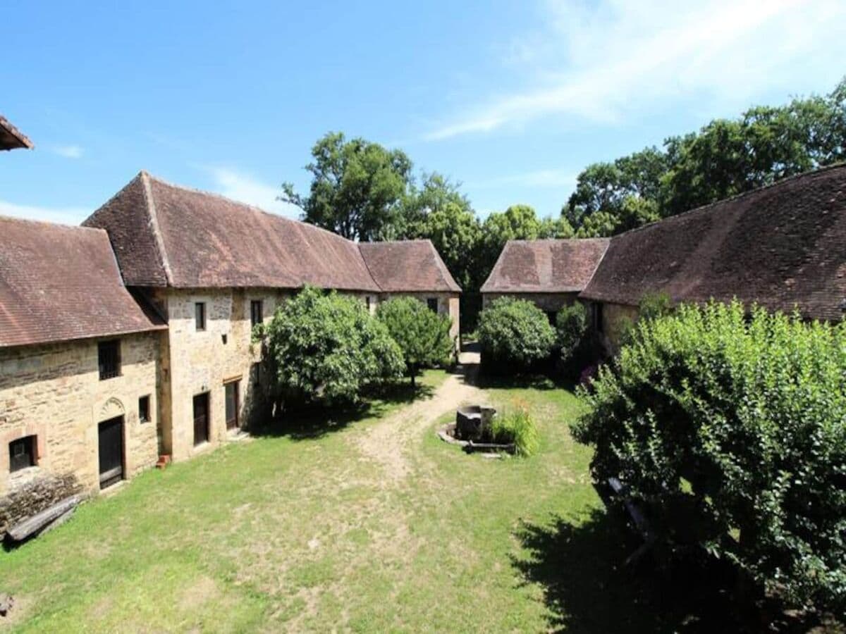 Appartement Saint-Germain-les-Belles  1