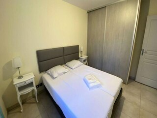Apartment Six-Fours-les-Plages  7