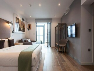 Apartment Brentford  13