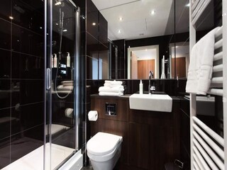 Apartment Brentford  15