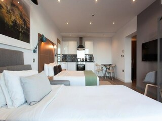 Apartment Brentford  20