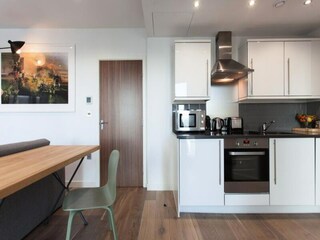 Apartment Brentford  18