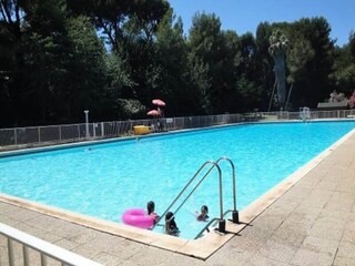 Appartement Six-Fours-les-Plages Buitenaudio-opname 3