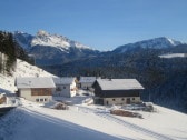 Hofbild im Winter