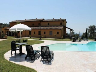 Apartment Capraia e Limite  3