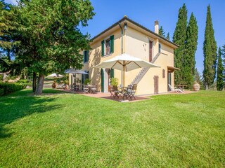 Appartement Lajatico Buitenaudio-opname 6