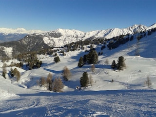 Blick auf die Skipisten von Savolères