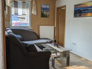 Blick ins Wohnzimmer