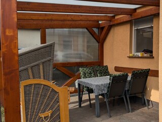 Überdachte Terrasse