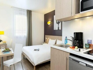 Apartment Fresnes  13