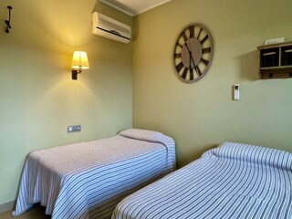 Villa Palafrugell Features 28