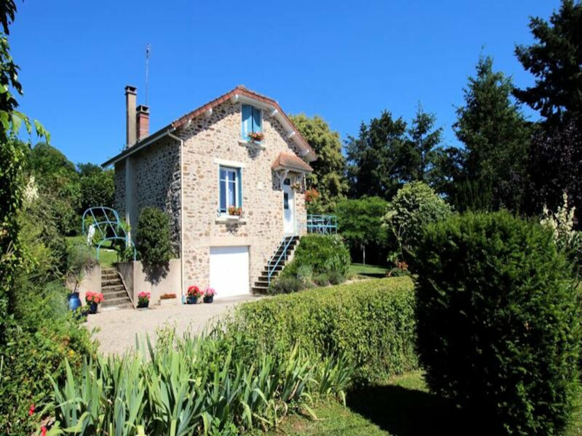 Appartement Saint-Léonard-de-Noblat  1