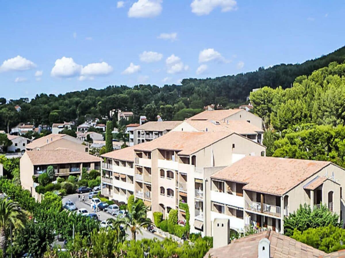 Apartment Saint-Cyr-sur-Mer  1