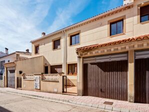 Maison de vacances Villa avec piscine privée pour 6 personnes - Alcaraz - image1