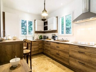 Apartment Orgon  11